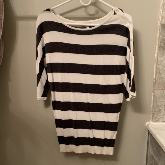 Express sweater - Picture 2 of 7